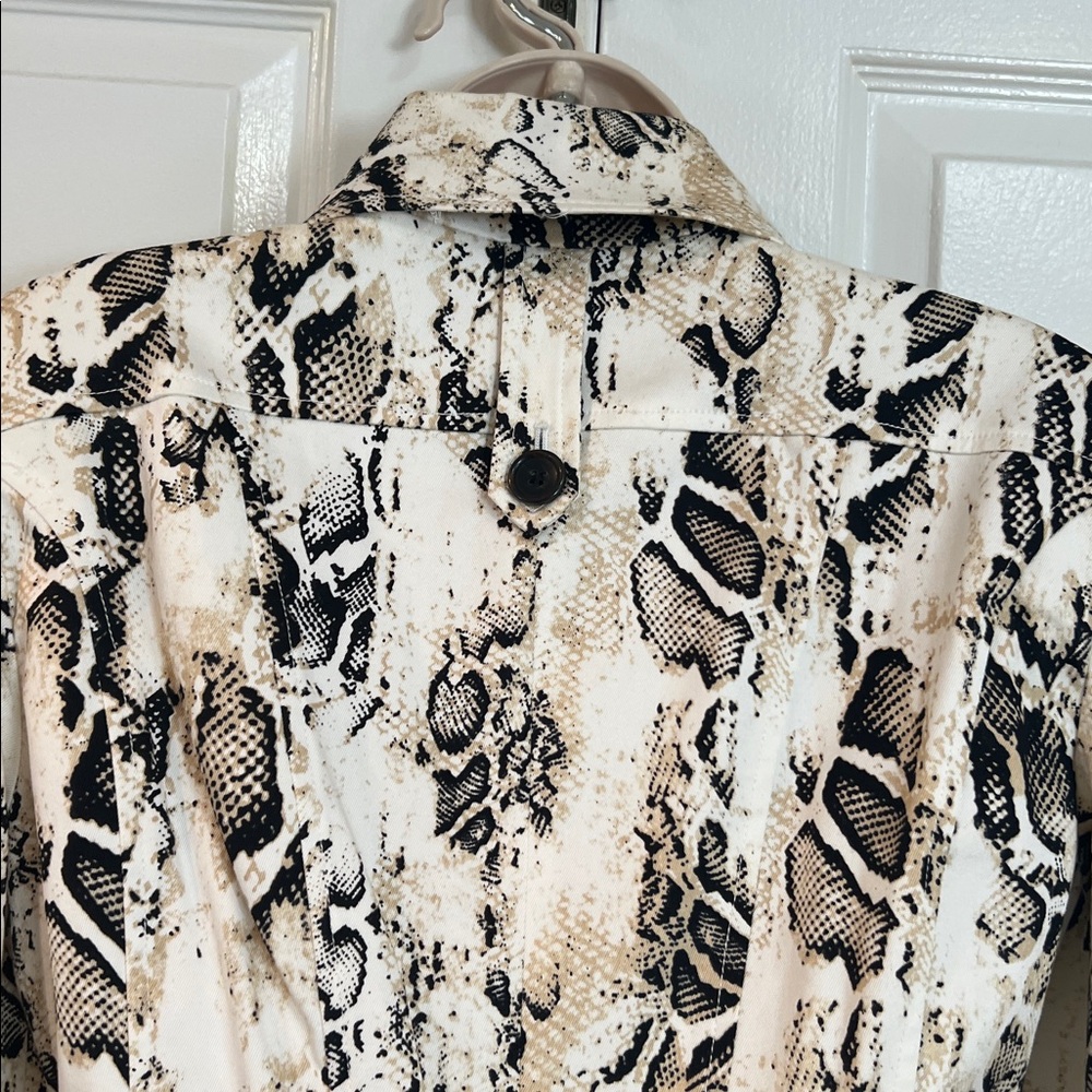 Like New-Bebe-Python Print Double Breasted Knee L… - image 6